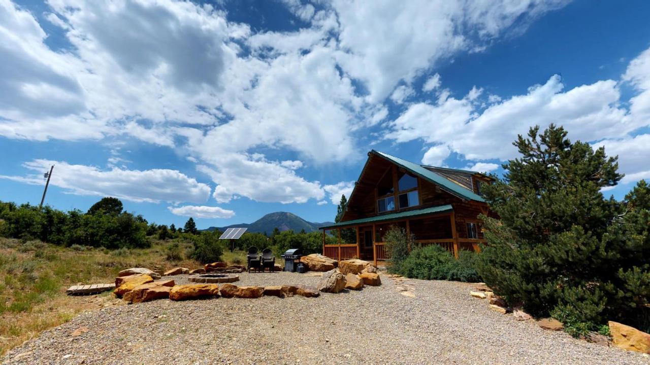 Canyon View Family Cabin, Deck, Tv Room, Games, Bbq, Campfire 몬티첼로 외부 사진