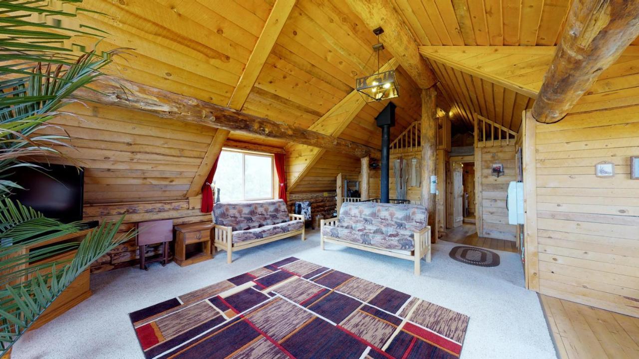 Canyon View Family Cabin, Deck, Tv Room, Games, Bbq, Campfire 몬티첼로 외부 사진